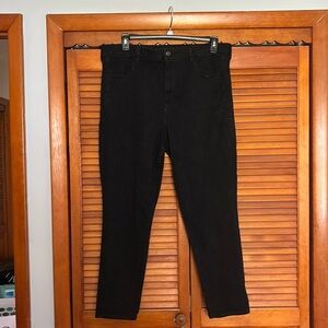 Almost New American Eagle Next Level Stretch Jean, size 20